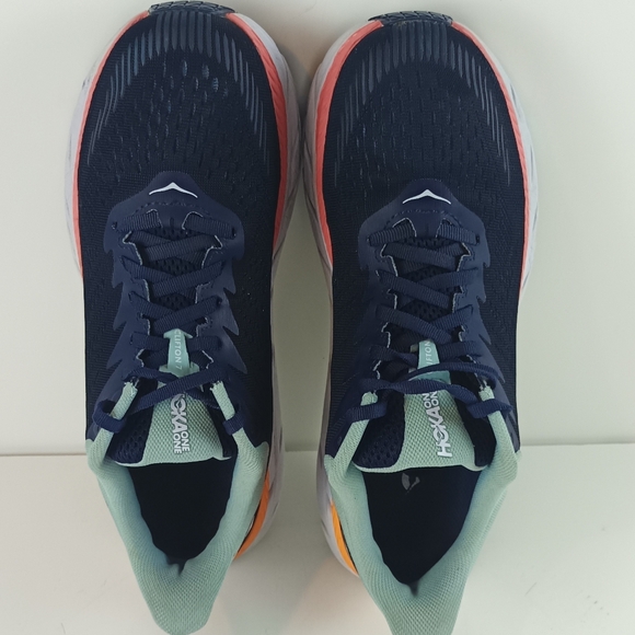Hoka Clifton 7 in Mint Green and Navy Women's Size 8.5 - Picture 1 of 7